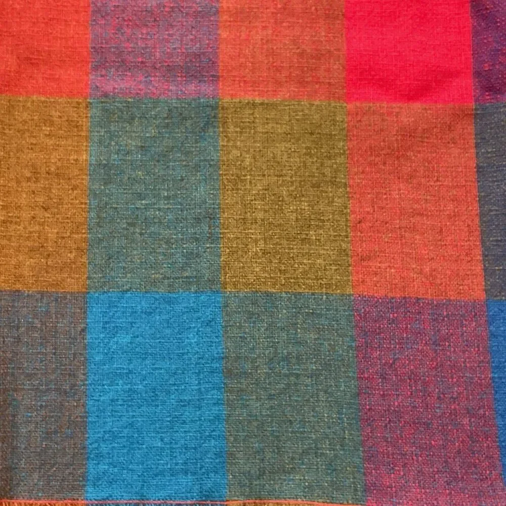 Unbranded bright squares